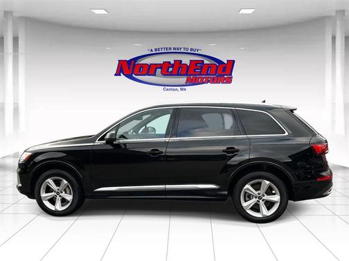 2022 Audi Q7 45 Premium Plus