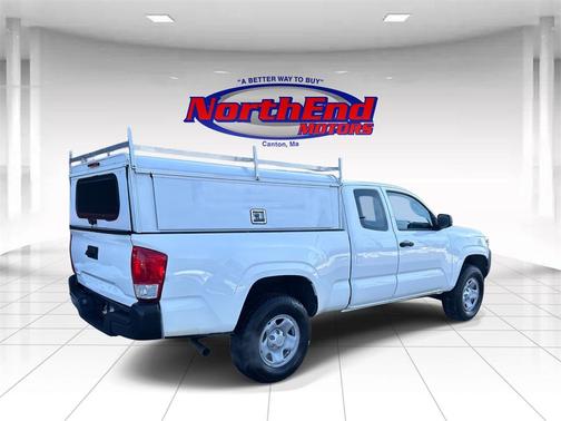 2018 Toyota Tacoma SR