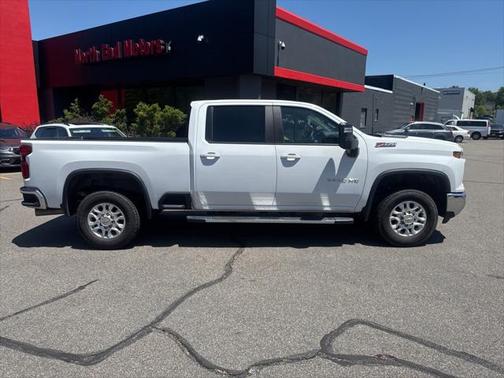 2024 Chevrolet Silverado 2500 LT