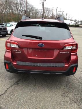 Crimson Red Pearl 2019 Subaru Outback 2.5i Premium