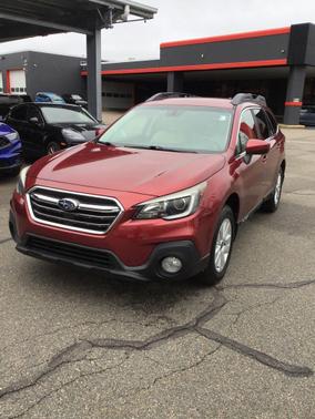 Crimson Red Pearl 2019 Subaru Outback 2.5i Premium