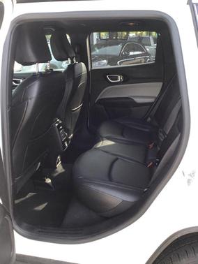 Bright White Clearcoat 2025 Jeep Compass Limited