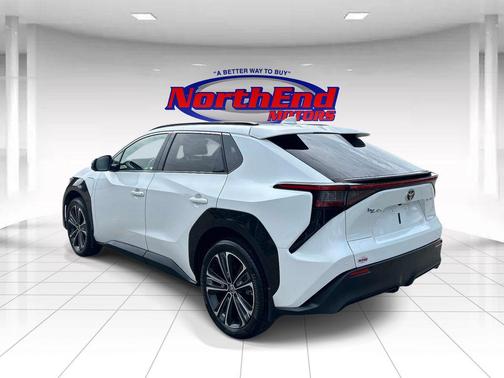 Wind Chill Pearl 2023 Toyota bZ4X Limited
