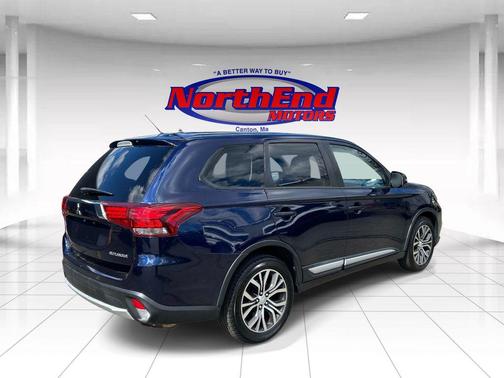Cosmic Blue Metallic 2016 Mitsubishi Outlander SE