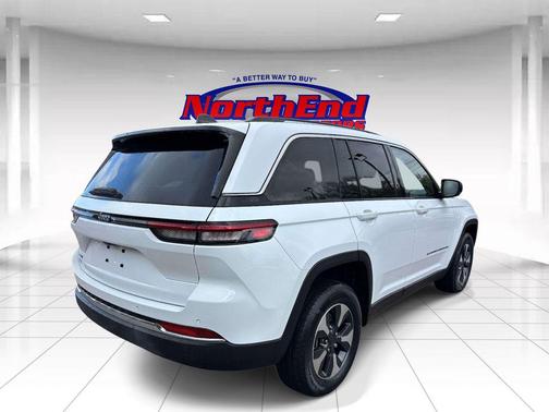 Bright White Clearcoat 2022 Jeep Grand Cherokee 4xe Base