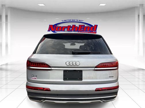 2022 Audi Q7 55 Premium Plus