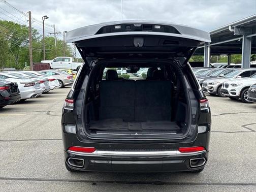 2022 Jeep Grand Cherokee L Overland