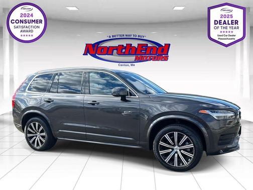 Platinum Grey Metallic 2023 Volvo XC90 B5 Core