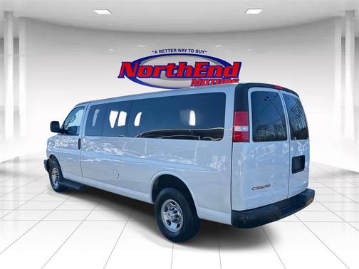 2023 Chevrolet Express 3500 RWD 3500 Extended Wheelbase LS