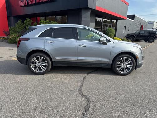 2025 Cadillac XT5 Premium Luxury