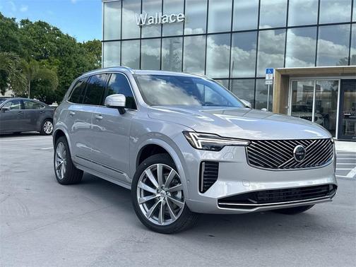 2025 Volvo XC90 B5 Ultra 7-Seater