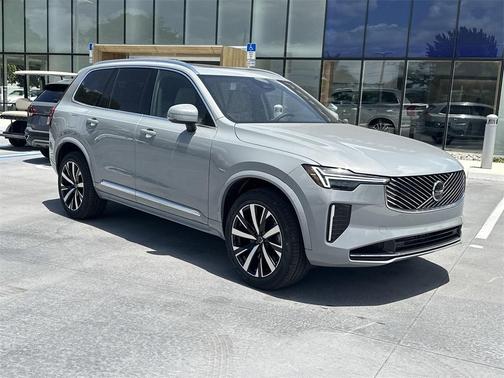 2025 Volvo XC90 Plug-In Hybrid T8 Core 7-Seater