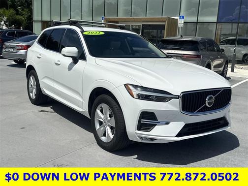2022 Volvo XC60 B5 Momentum