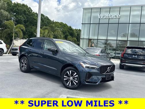 2025 Volvo XC60 Plug-In Hybrid T8 Core