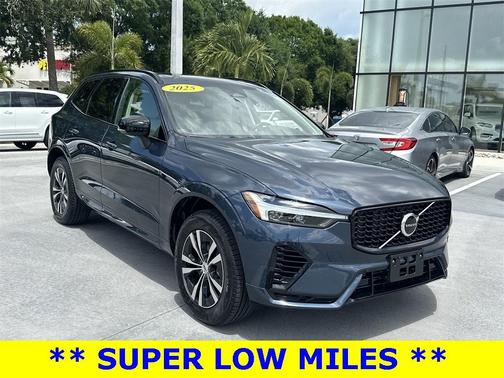 2025 Volvo XC60 Plug-In Hybrid T8 Core
