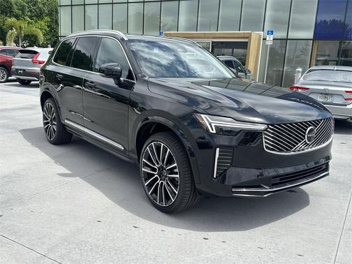 2025 Volvo XC90 B6 Ultra