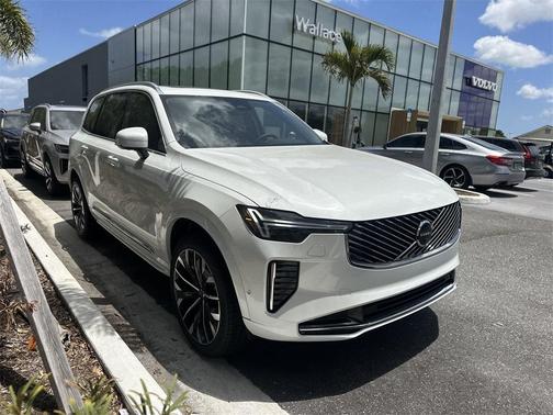 2025 Volvo XC90 B5 Plus 7-Seater