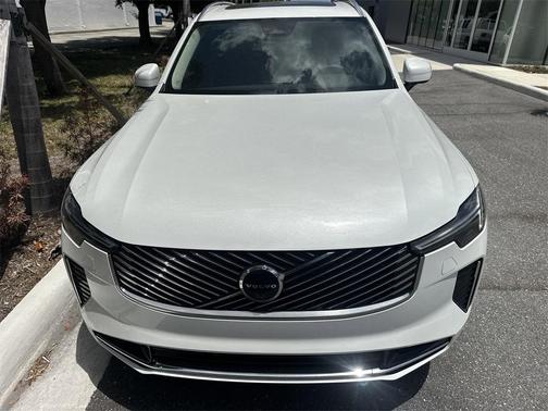 2025 Volvo XC90 B5 Plus 7-Seater