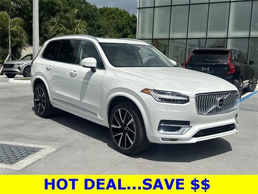 2024 Volvo XC90 B6 Plus Bright Theme 7-Seater