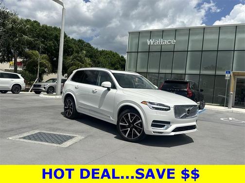 2024 Volvo XC90 B6 Plus Bright Theme 7-Seater