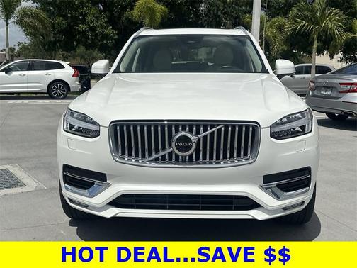2024 Volvo XC90 B6 Plus Bright Theme 7-Seater