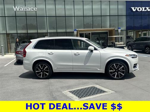 2024 Volvo XC90 B6 Plus Bright Theme 7-Seater