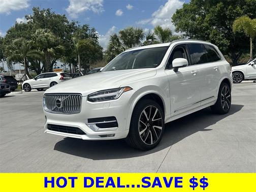 2024 Volvo XC90 B6 Plus Bright Theme 7-Seater
