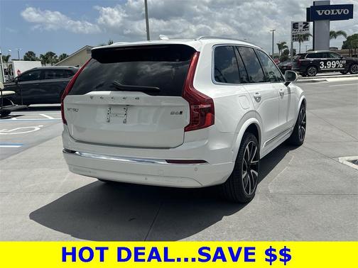 2024 Volvo XC90 B6 Plus Bright Theme 7-Seater