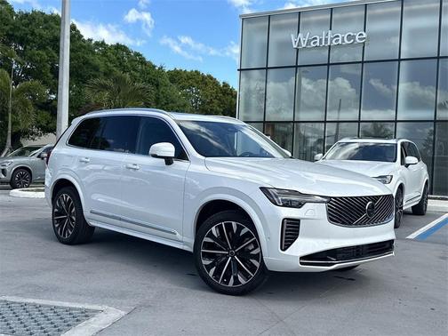 2025 Volvo XC90 Plug-In Hybrid T8 Plus 7-Seater