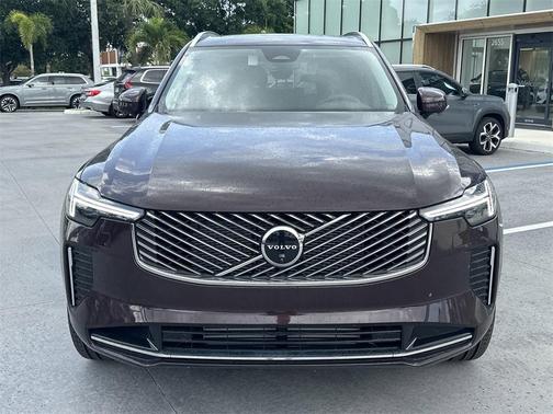 2025 Volvo XC90 Plug-In Hybrid T8 Plus 7-Seater