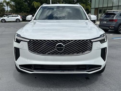 2025 Volvo XC90 Plug-In Hybrid T8 Plus 7-Seater