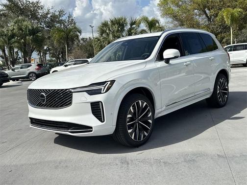 2025 Volvo XC90 B6 Plus 7-Seater