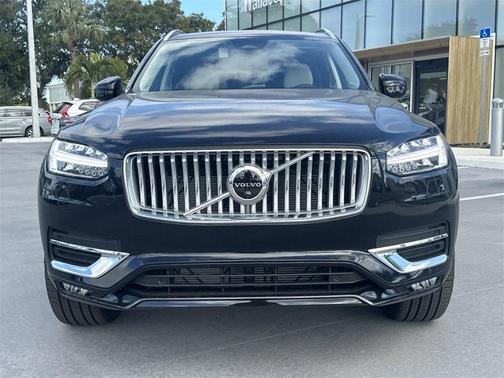 2025 Volvo XC90 B6 Plus 7-Seater