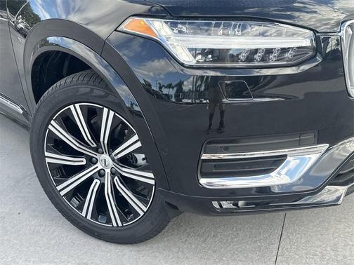 2025 Volvo XC90 B6 Plus 7-Seater