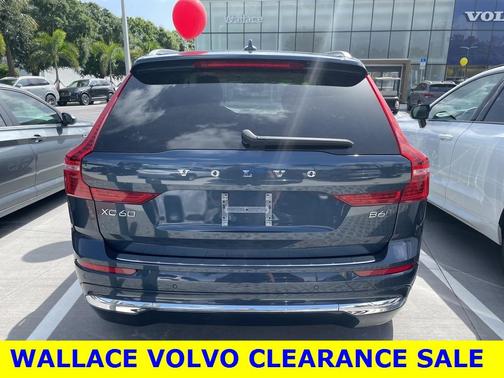 2022 Volvo XC60 B6 Inscription