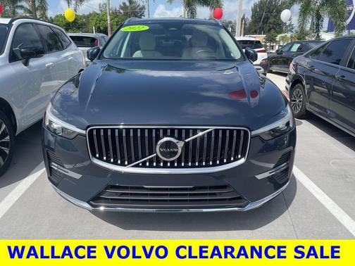 2022 Volvo XC60 B6 Inscription