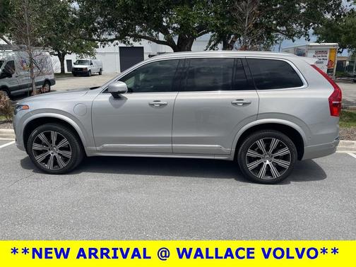 2023 Volvo XC90 Recharge Plug-In Hybrid T8 Ultimate 6-Seater
