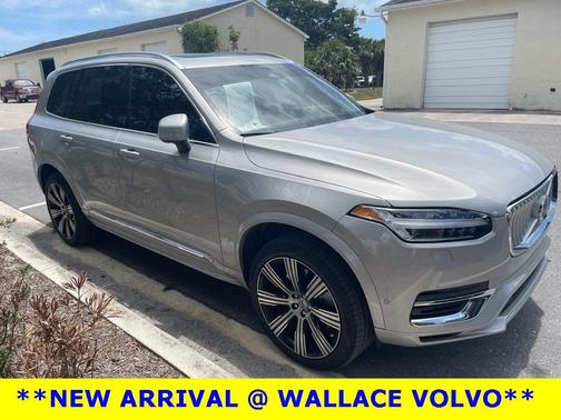 2023 Volvo XC90 Recharge Plug-In Hybrid T8 Ultimate 6-Seater