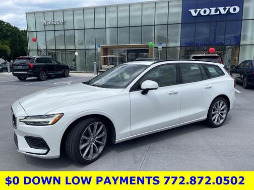 2020 Volvo V60 T5 Momentum