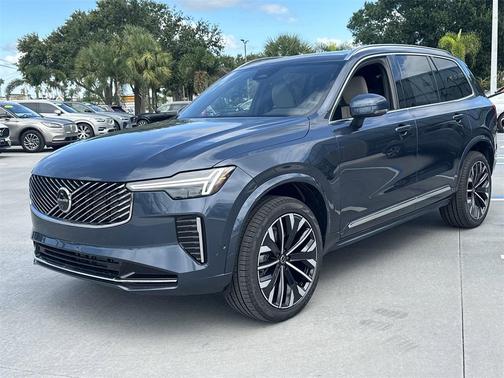 2026 Volvo XC90 B6 Plus 7-Seater