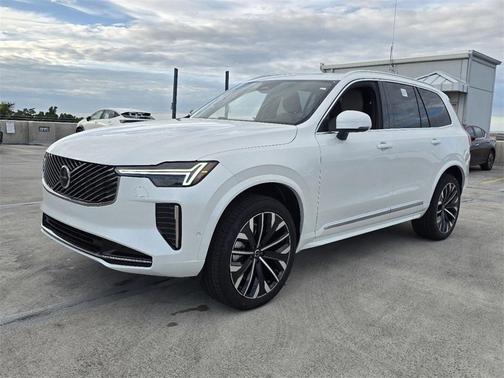 2025 Volvo XC90 Plug-In Hybrid T8 Ultra 7-Seater