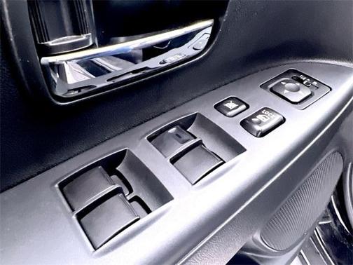Photo 5 of 15 of 2022 Mitsubishi Outlander Sport 2.0 S