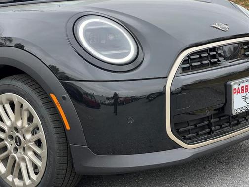 2025 MINI Hardtop Cooper