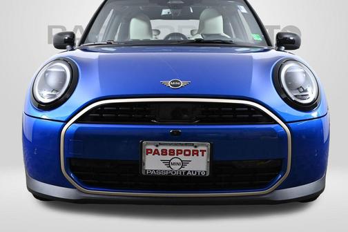 2025 MINI Hardtop Cooper
