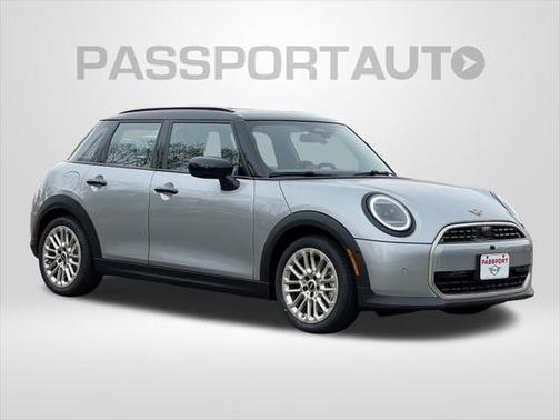 2025 MINI Hardtop Cooper