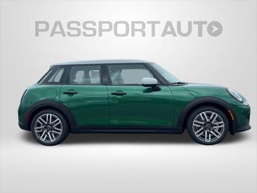 2025 MINI Hardtop Cooper