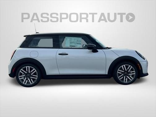 2025 MINI Hardtop Cooper
