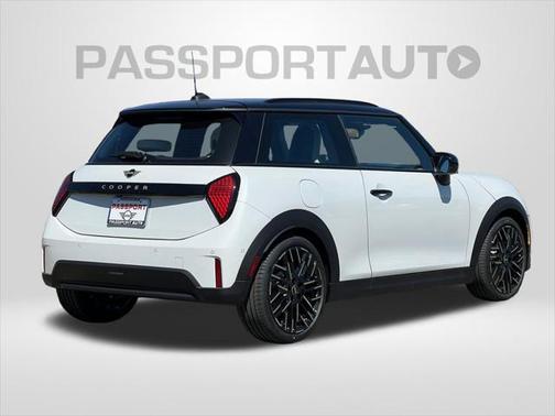 2025 MINI Hardtop Cooper
