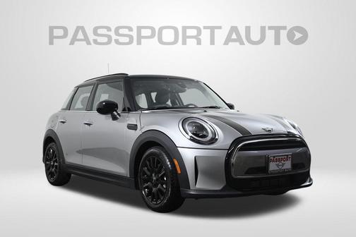 2023 MINI Hardtop Cooper