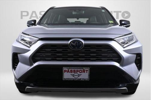 2020 Toyota RAV4 Hybrid SE